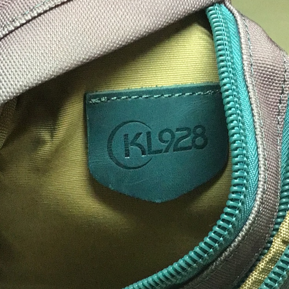 ‘KL928’ Canvas Sling/Crossbody NWOT (#7) - Picture 9 of 11